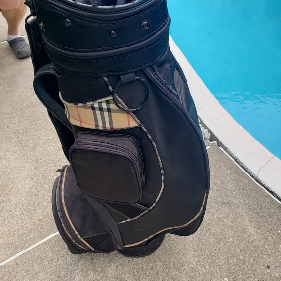 BURBERRY GOLF BAG - Picture 7 of 8